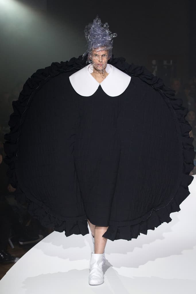 COMME des GARCONS Paris Fashion Week 2017 Spring Summer