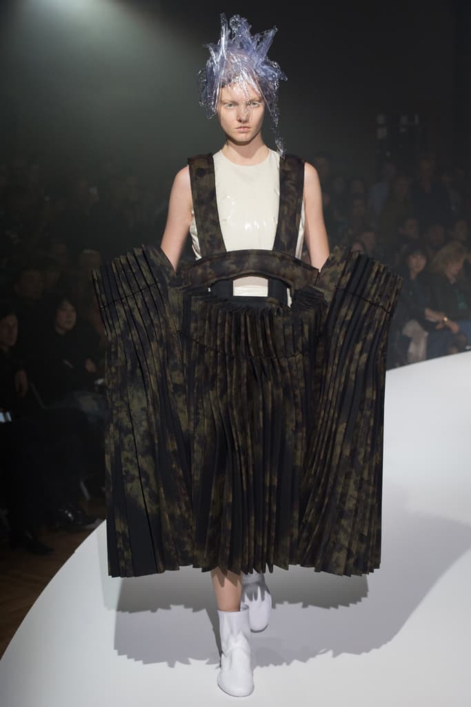 COMME des GARCONS Paris Fashion Week 2017 Spring Summer