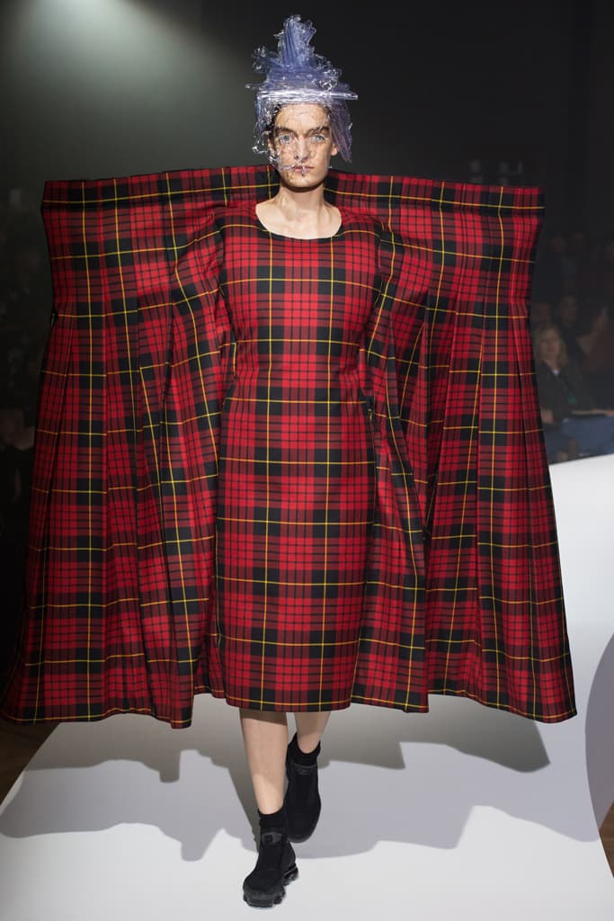 COMME des GARCONS Paris Fashion Week 2017 Spring Summer