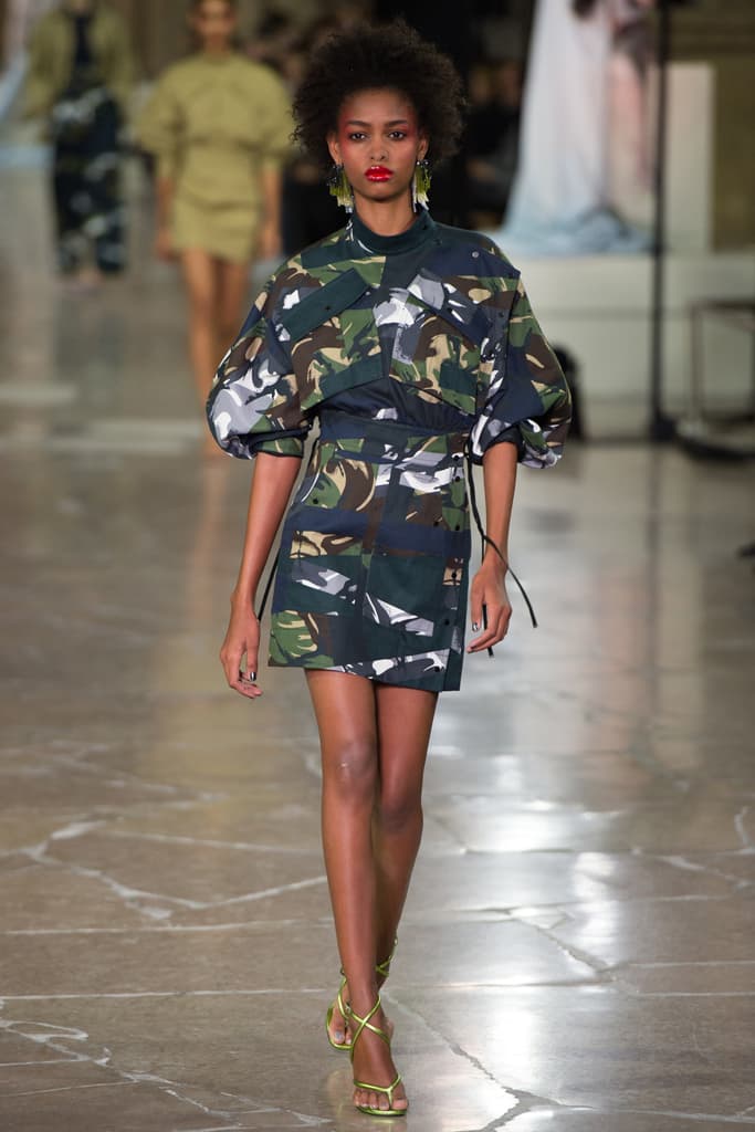 KENZO Paris Fashion Week 2017 Spring Summer