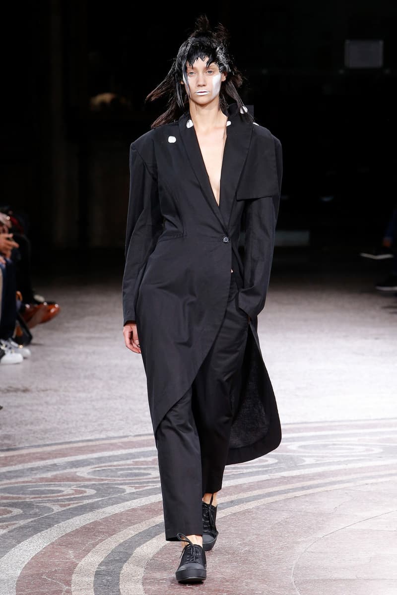 yohji yamamoto paris fashion week pfw spring summer 2017 runway