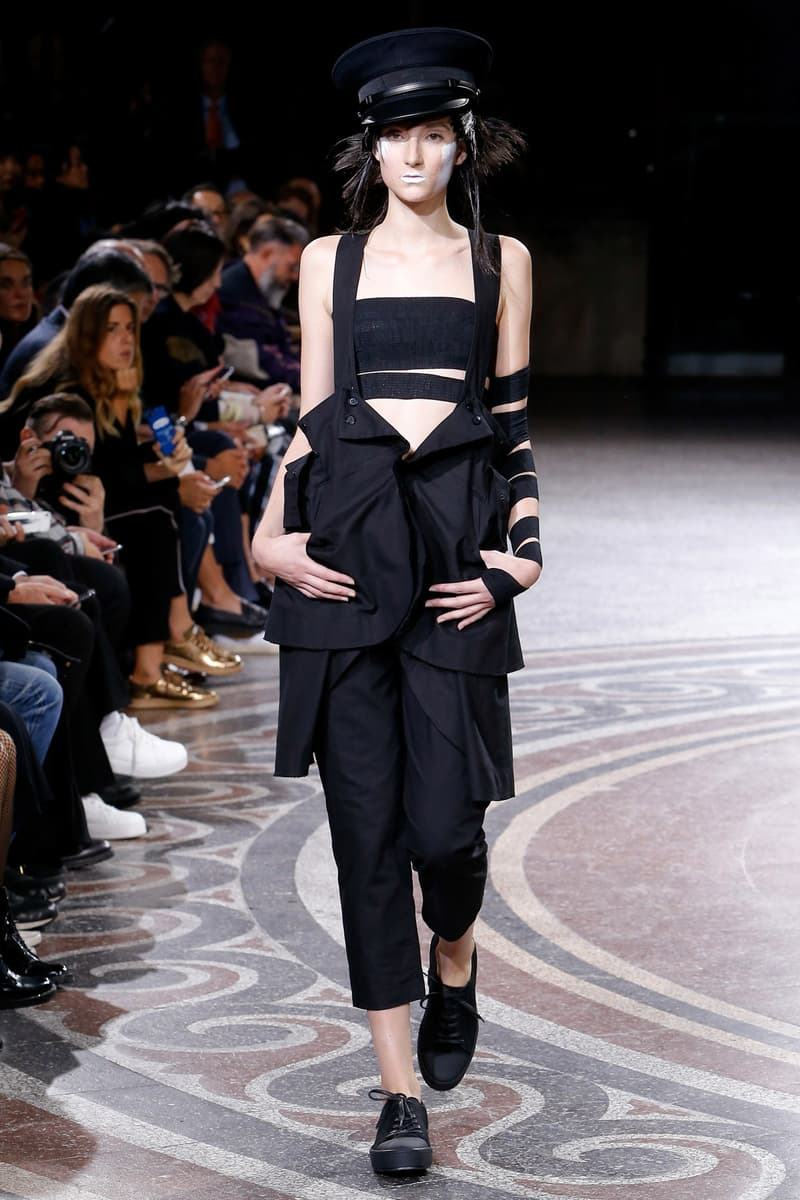 yohji yamamoto paris fashion week pfw spring summer 2017 runway