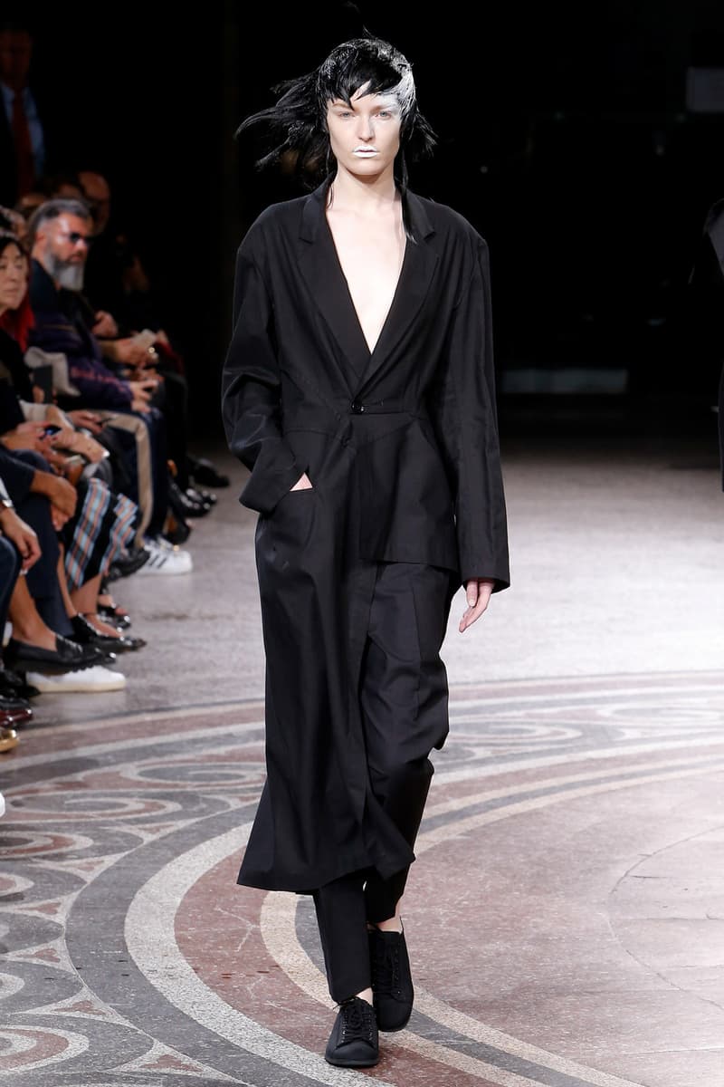 yohji yamamoto paris fashion week pfw spring summer 2017 runway