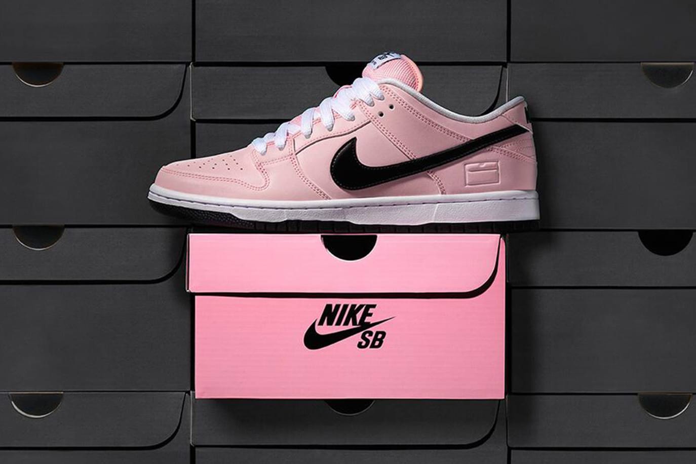 Nike Dunk SB Low 2005 Pink Box In 