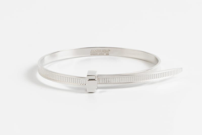 Peabrained fashionistas going gaga over AMBUSH Zip Tie bracelet that  sells for over US588  Dimsum Daily