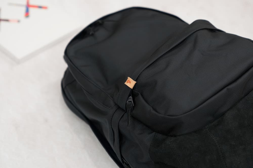 HYPEBEAST x LOIT Macbook Pro Touch Bar YEEZY BOOST 350 V2 Black/White Stone Island Jacket visvim Backpack