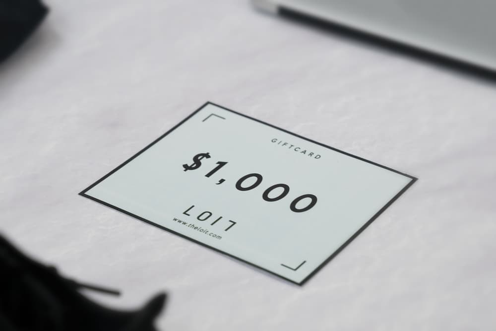 HYPEBEAST x LOIT Macbook Pro Touch Bar YEEZY BOOST 350 V2 Black/White Stone Island Jacket visvim Backpack