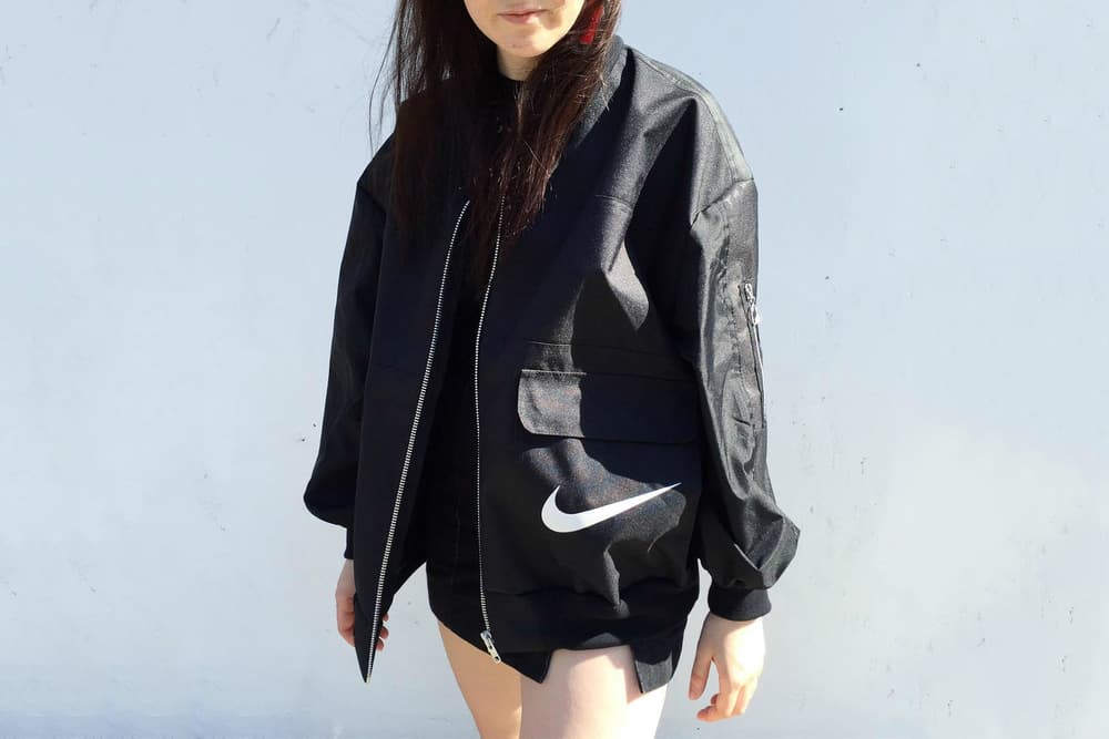 Instagram Mini Swoosh