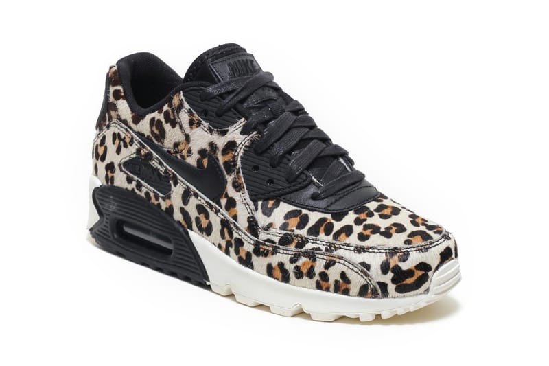 nike thea leopard print