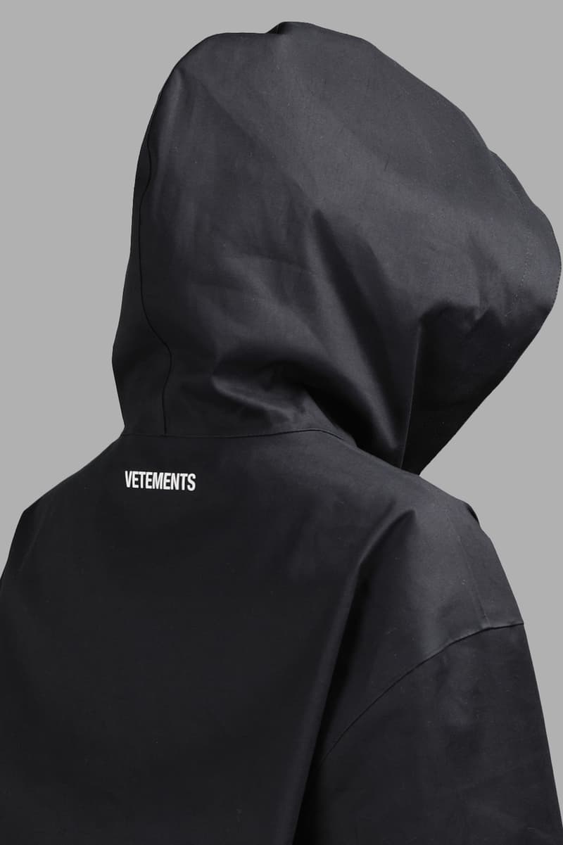 Vetements Mackintosh Raincoat