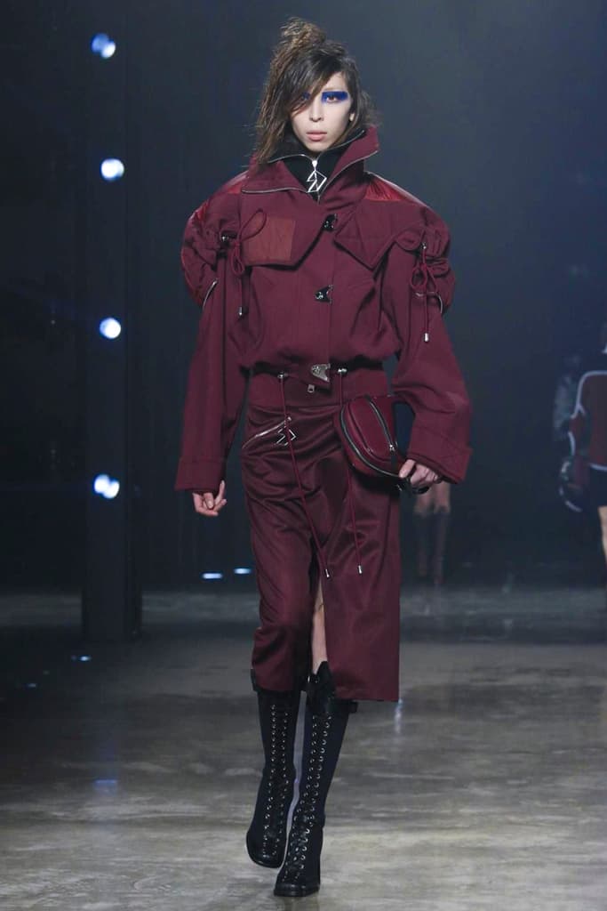 Versus Versace Bella Gigi Hadid 2017 Fall London