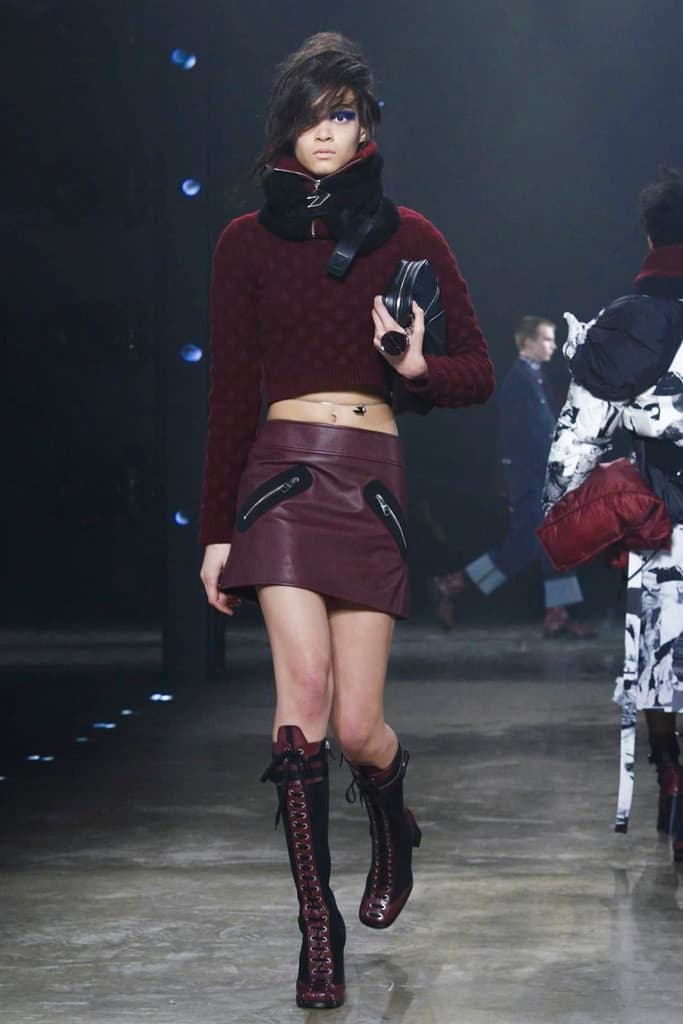 Versus Versace Bella Gigi Hadid 2017 Fall London