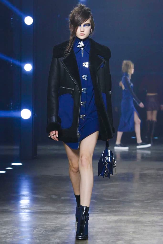 Versus Versace Bella Gigi Hadid 2017 Fall London