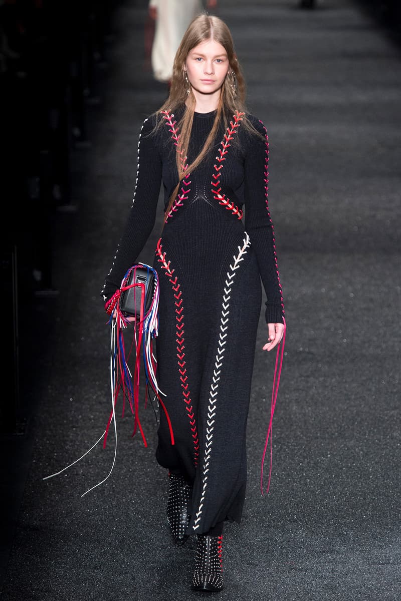 Alexander McQueen 2017 Fall Winter Collection