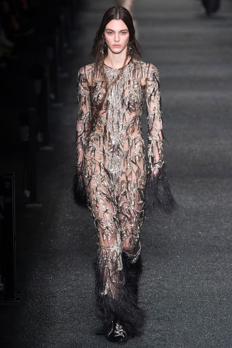 Alexander McQueen 2017 Fall Winter Collection