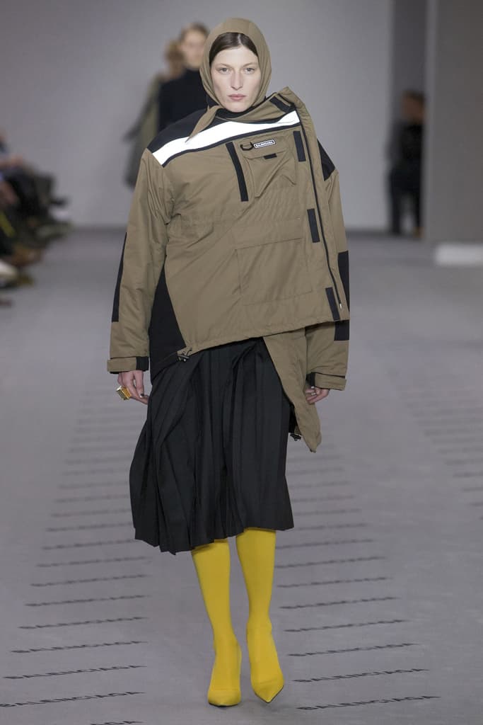 Balenciaga 2017 Fall Winter Paris Fashion Week Demna Gvasalia