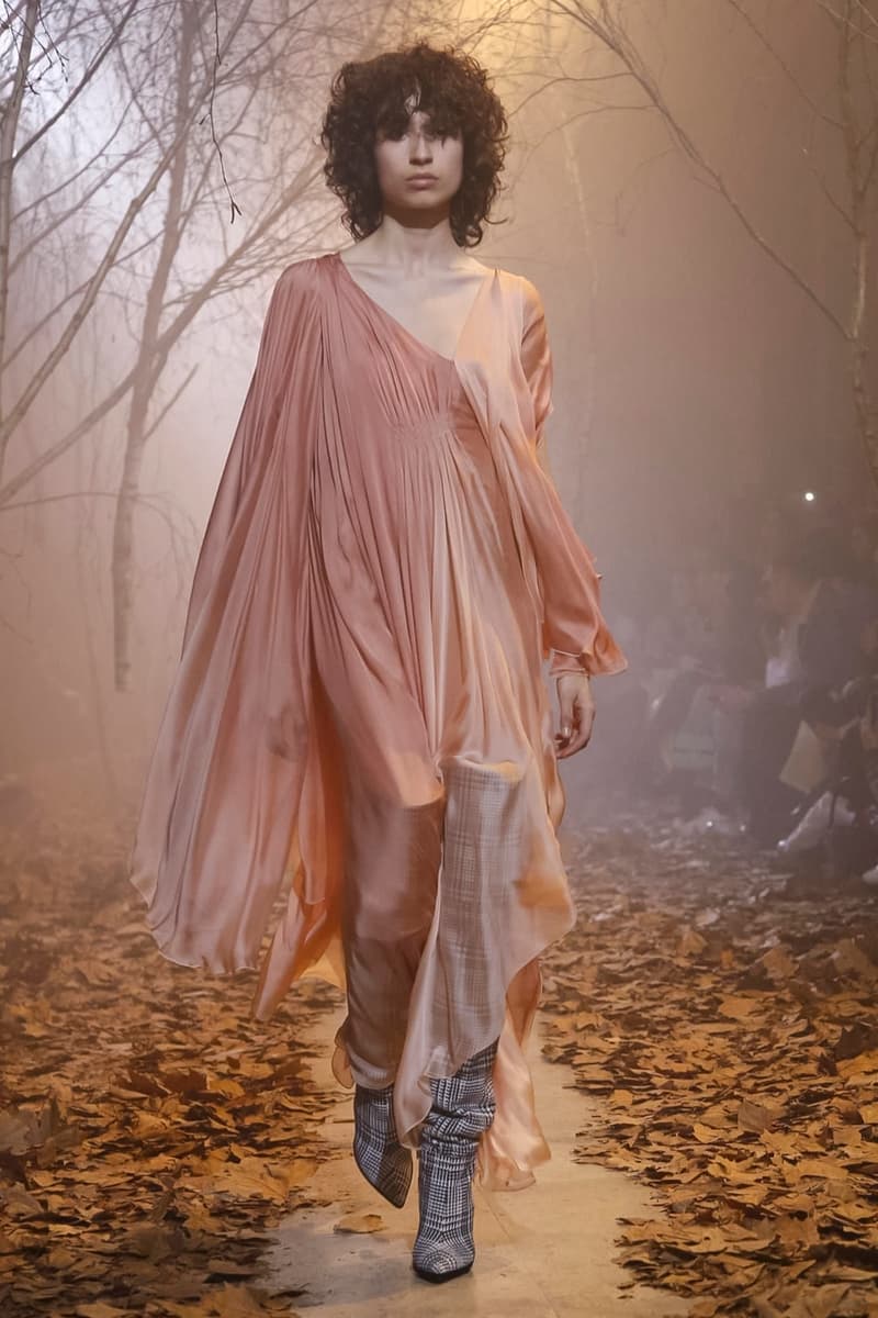 OFF WHITE Virgil Abloh Fall Winter 2017 Collection Paris Fashion Week