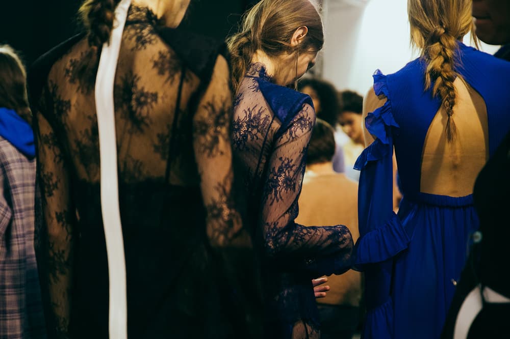 OFF-WHITE 2017 Fall Winter Backstage Virgil Abloh Hailey Baldwin