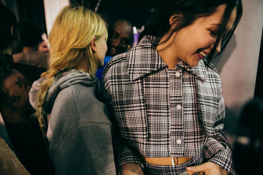 OFF-WHITE 2017 Fall Winter Backstage Virgil Abloh Hailey Baldwin