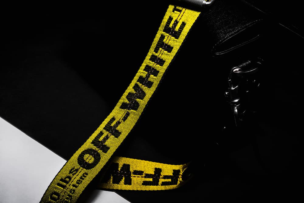 OFF-WHITE Binder Clip Bag Black White