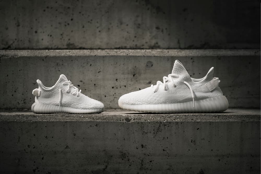 YEEZY BOOST 350 V2 Cream White