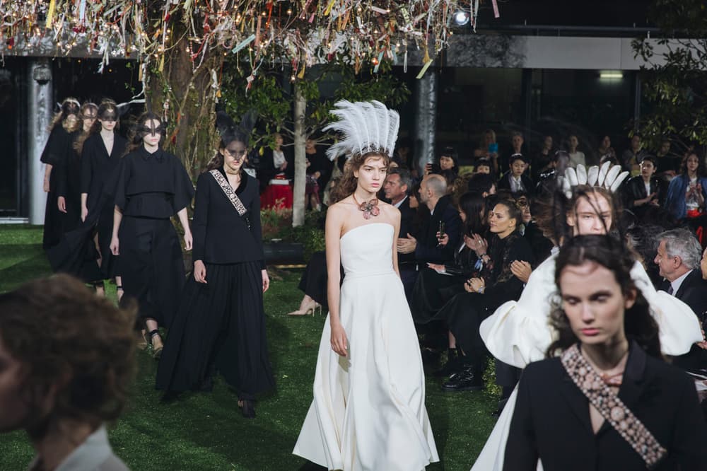 Dior 2017 Spring Summer Couture Tokyo Ginza Backstage Show