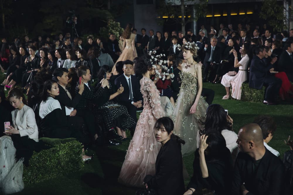 Dior 2017 Spring Summer Couture Tokyo Ginza Backstage Show