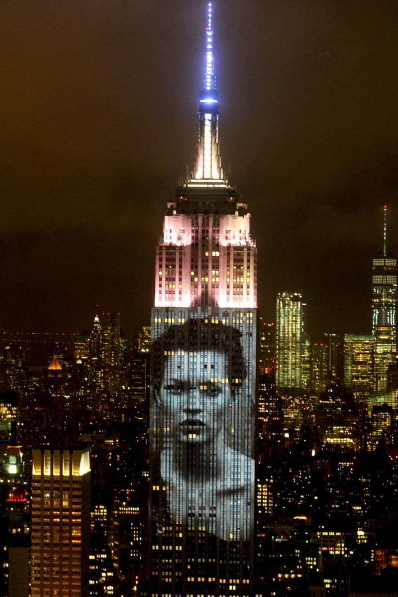nyc fashion show projection empire state building harpers bazaar tiffany and co