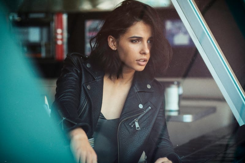 Next photo of Naomi Scott