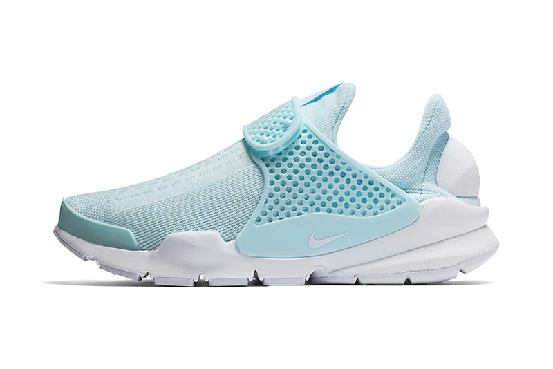 sock dart blue