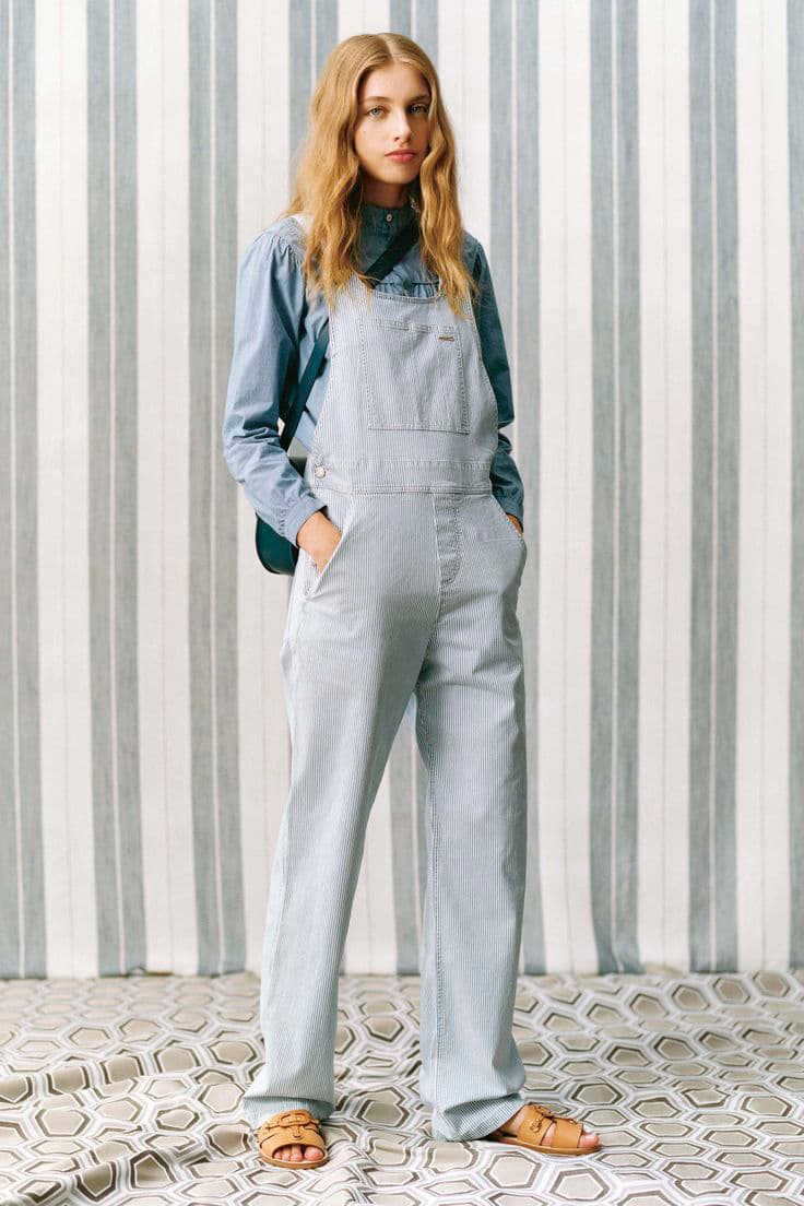APC Overstock Sale Paris France 2017 May