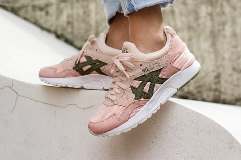 ASICS GEL-Lyte V Evening Sand Aloe Pink Green