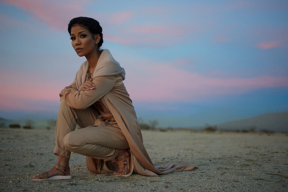 Jhene Aiko Teva 2017 Cloud Pink Collaboration