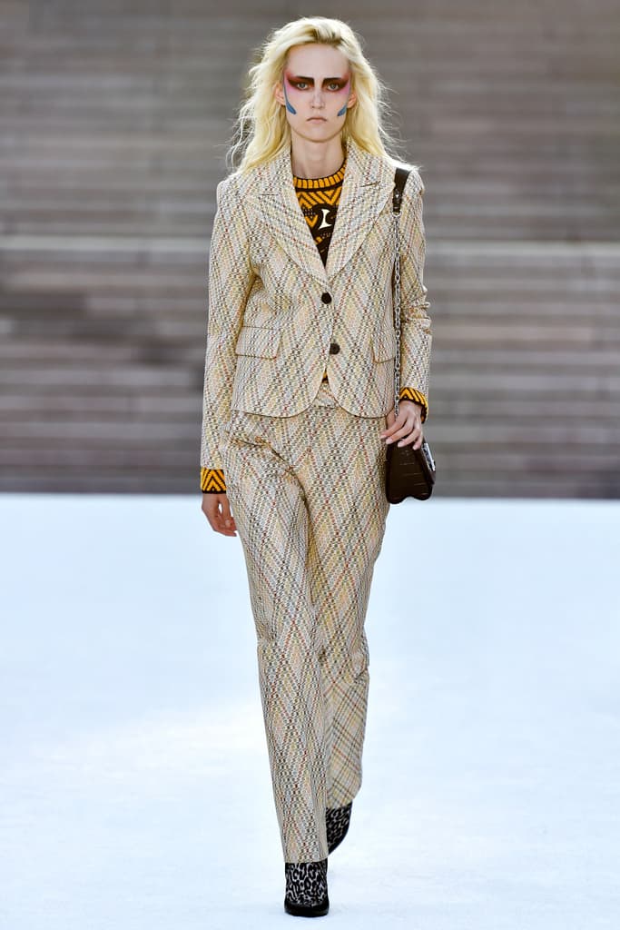 Louis Vuitton 2018 Cruise Runway Show Kyoto Collection
