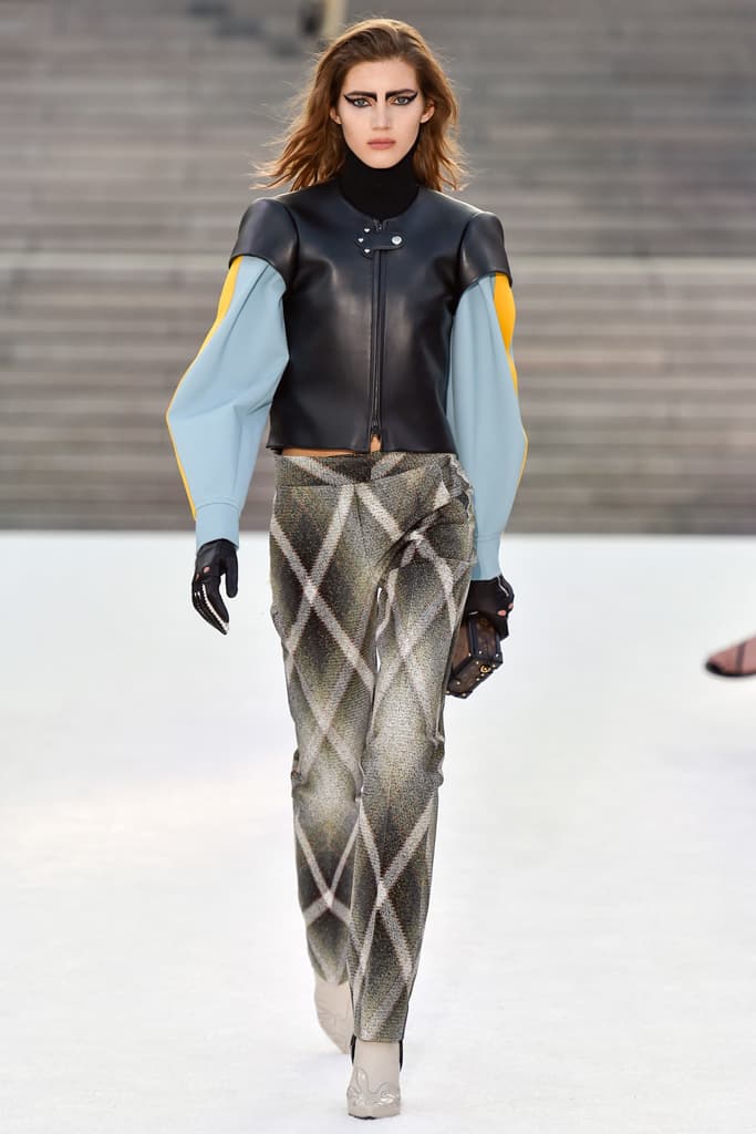 Louis Vuitton 2018 Cruise Runway Show Kyoto Collection