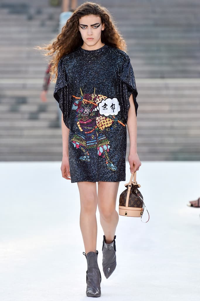 Louis Vuitton 2018 Cruise Runway Show Kyoto Collection