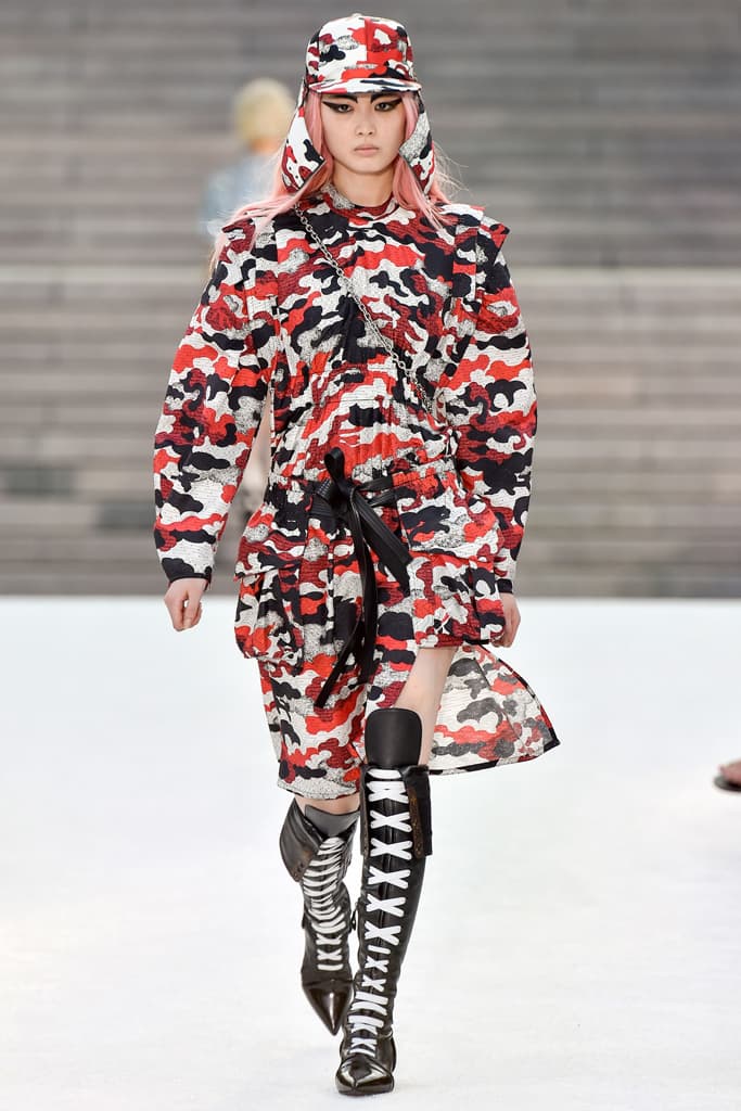 Louis Vuitton 2018 Cruise Runway Show Kyoto Collection