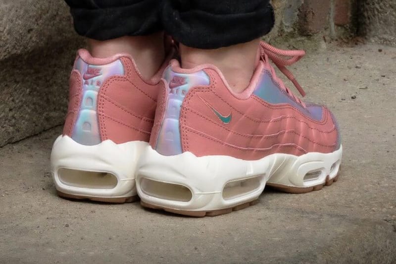 air max 95 red stardust