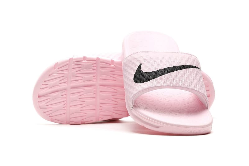 nike benassi solarsoft slide women's pink