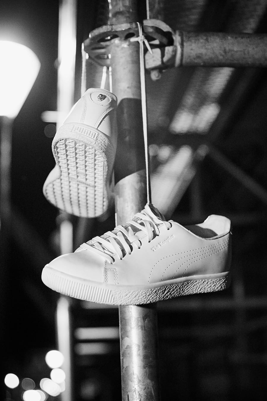 baskets blanches clyde puma x the kooples