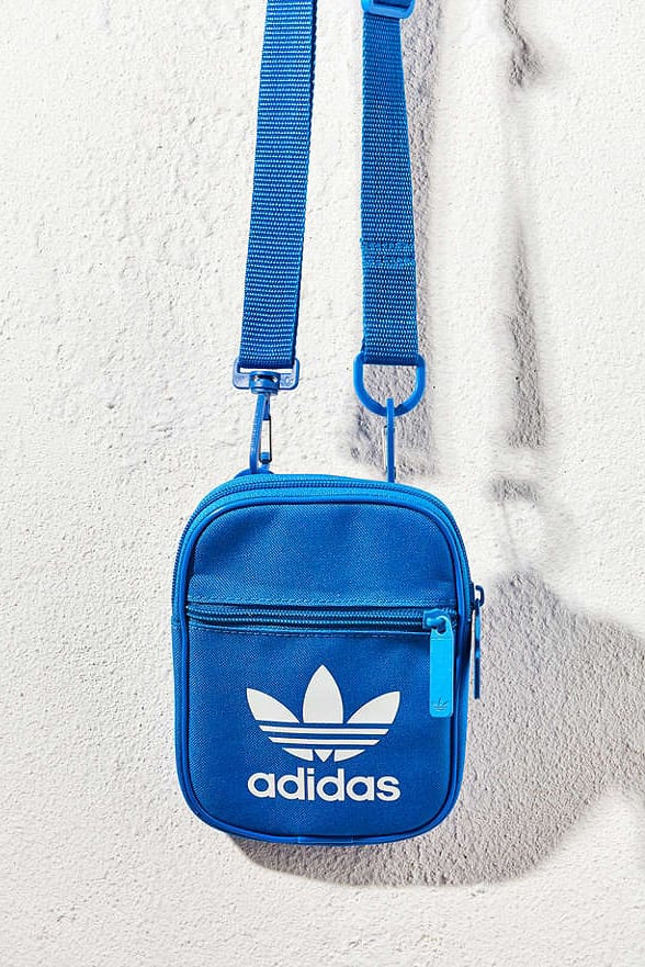 adidas fanny pack urban outfitters