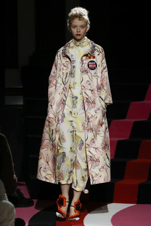 Miu Miu 2018 resort collection runway auto womenswear fashion bella hadid kendall jenner adwoa slick woods