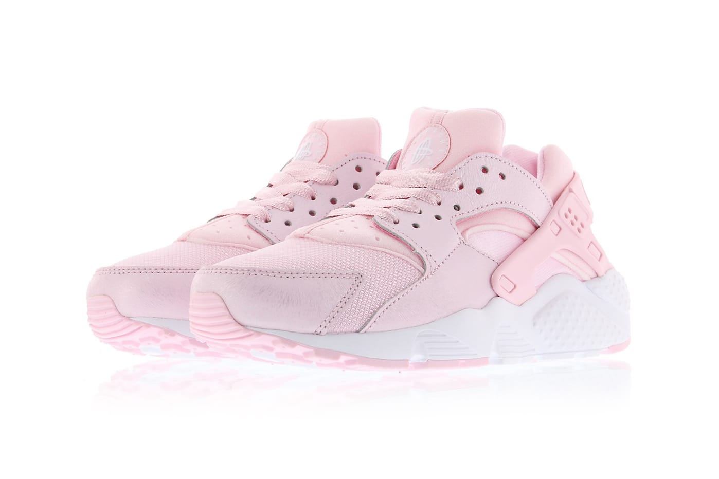 Nike Air Huarache Run Goes Prism Pink 