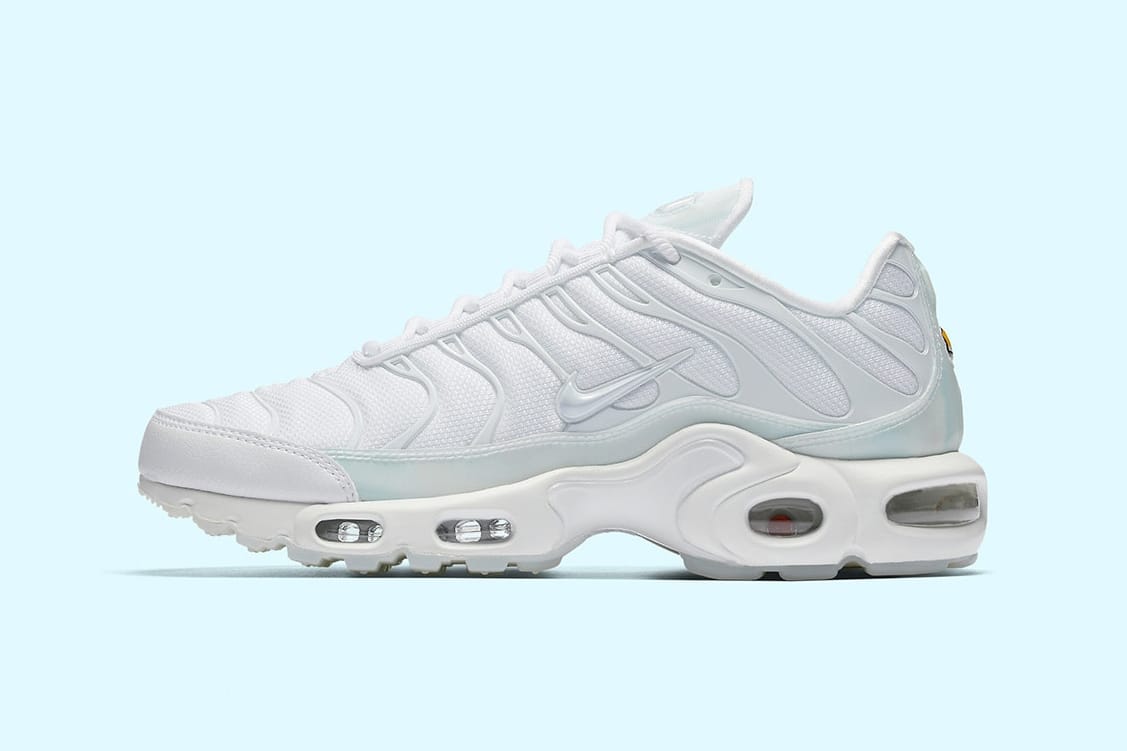 Air Max Plus Ultra Releases in Ice Blue 