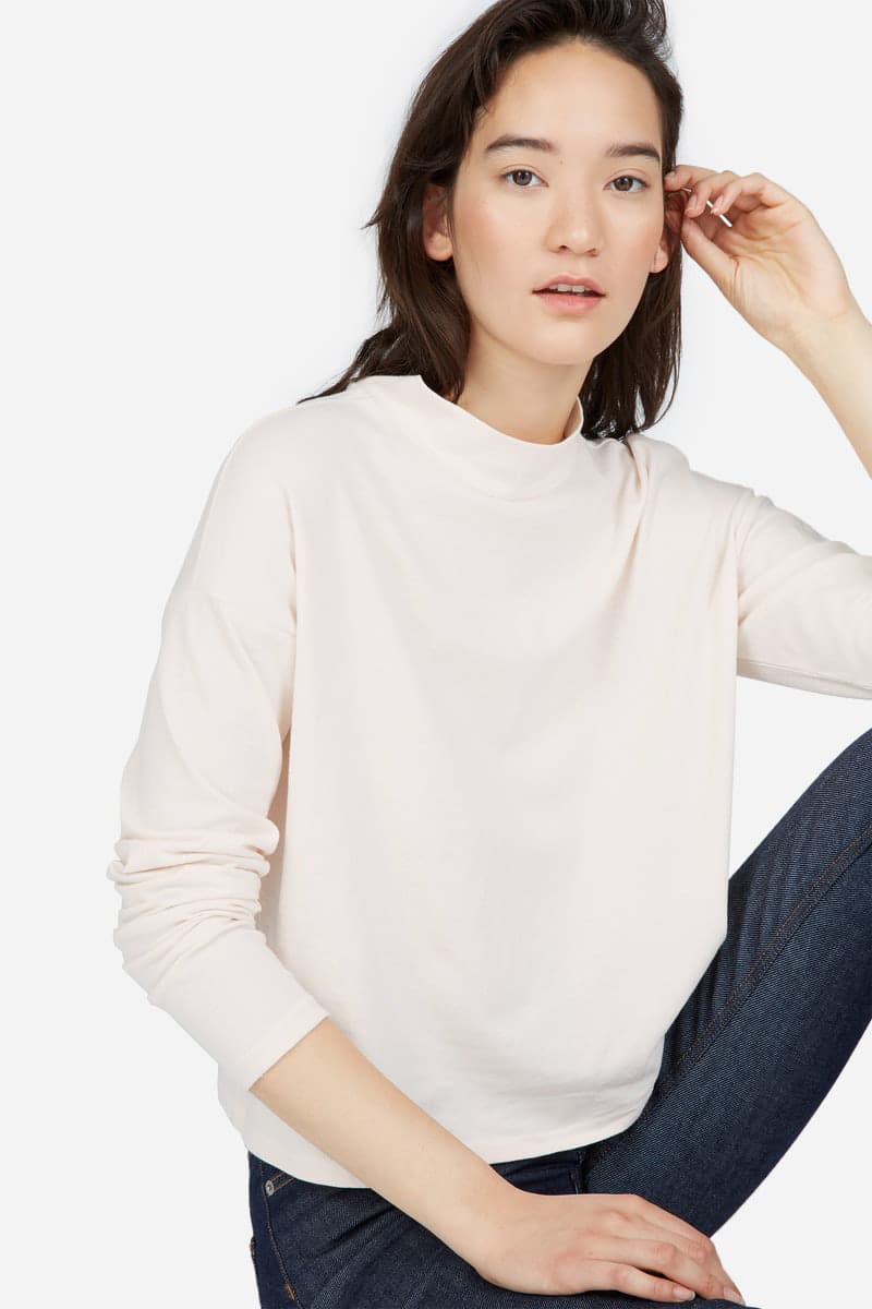 everlane mockneck tee fall essentials