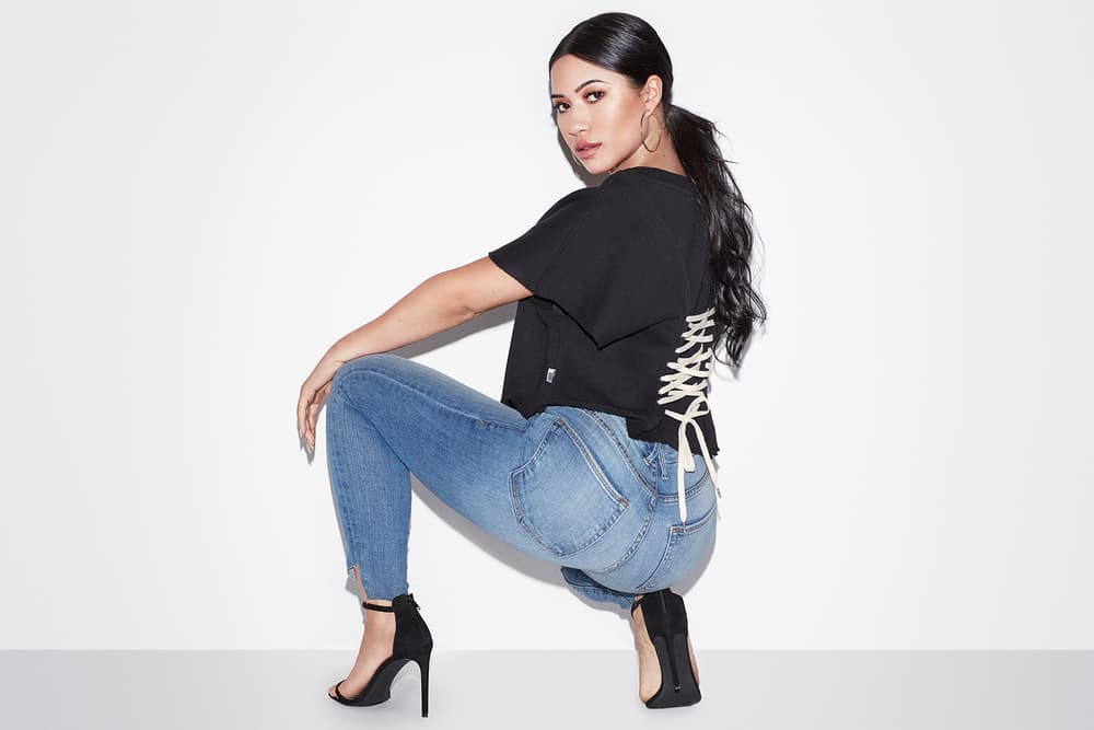 Khloe Kardashian Good American Grommet Jeans Denim Skirt Season 4