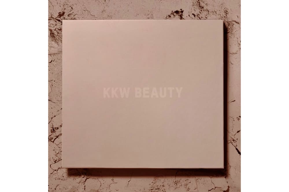 Kim Kardashian KKW Beauty Contour Highlight Powder
