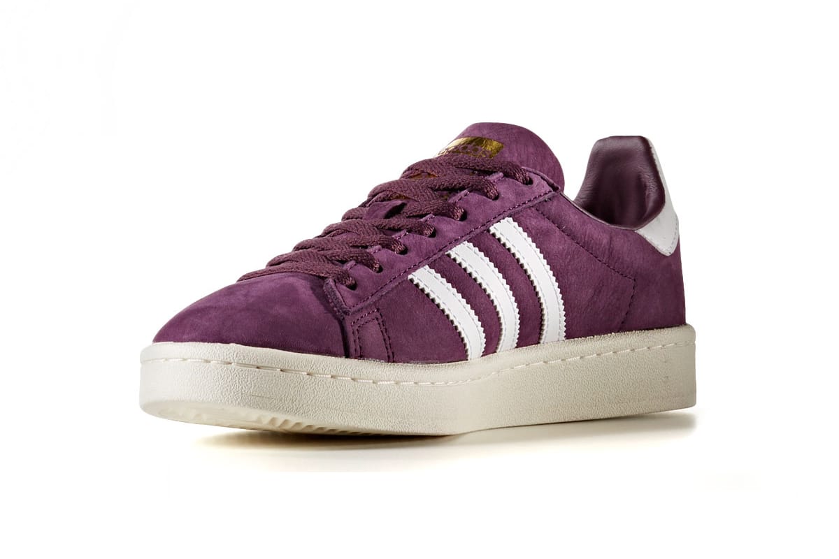 red adidas campus shoes