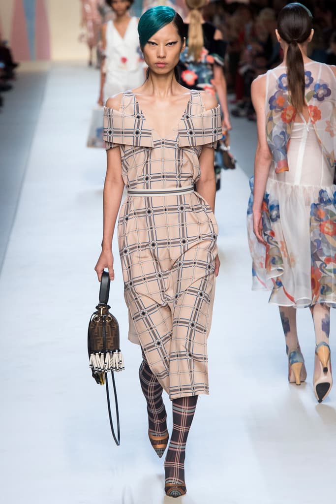 Fendi Karl Lagerfeld Spring Summer 2018 Collection Milan Fashion Week Kendall Jenner Adwoa Aboah Gigi Bella Hadid Kaia Gerber