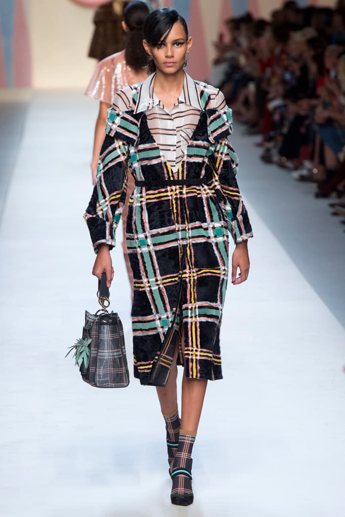 Fendi Karl Lagerfeld Spring Summer 2018 Collection Milan Fashion Week Kendall Jenner Adwoa Aboah Gigi Bella Hadid Kaia Gerber